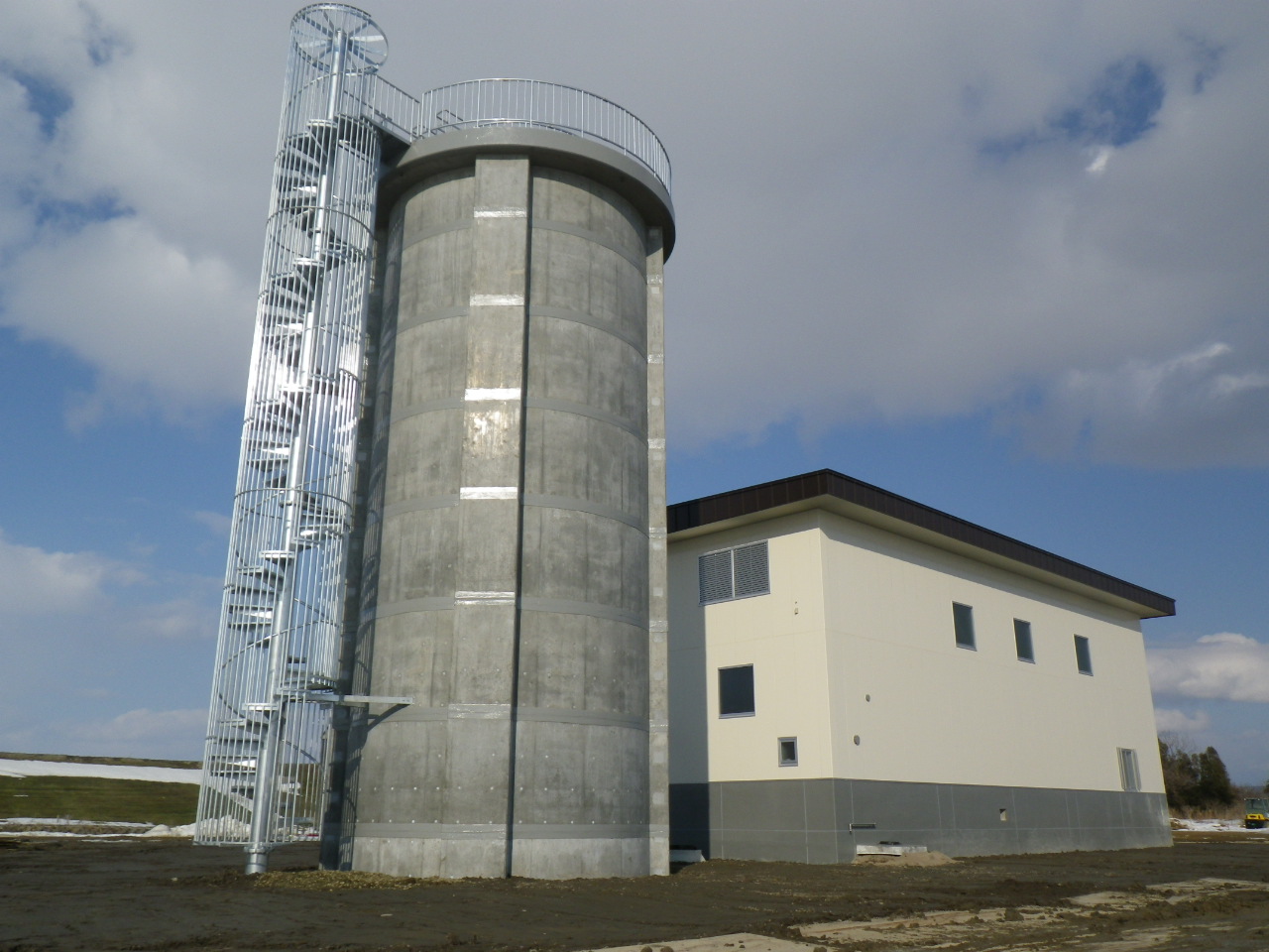 >道央用水（三期）地区　千歳川第１揚水機場工事